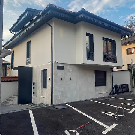 Appartamento Bistrik Old Town